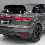 Porsche Cayenne III 2021