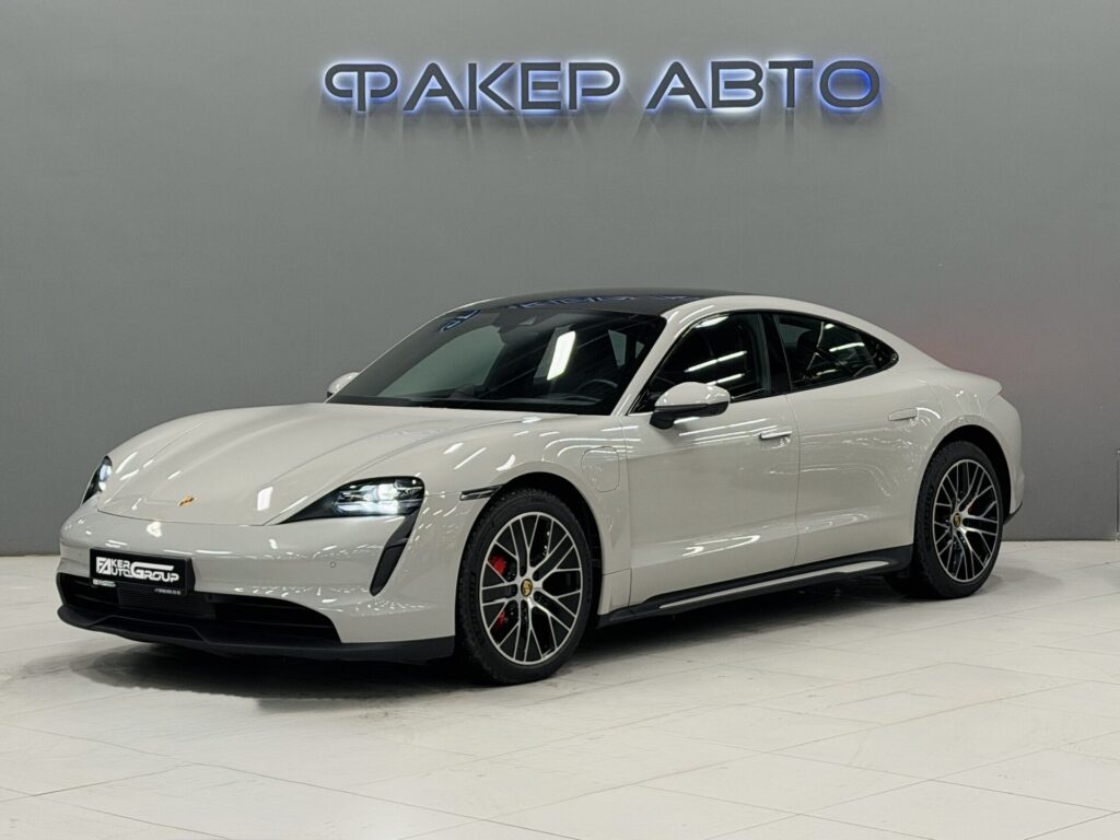 Porsche Taycan I 2021