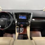 Toyota Alphard III 2015