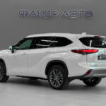 Toyota Highlander IV (XU70) 2026