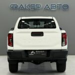 Toyota Hilux IX 2025