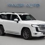 Toyota Land Cruiser 300 Series 2021