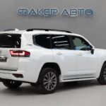 Toyota Land Cruiser 300 Series 2021