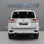 Toyota Land Cruiser 300 Series 2021