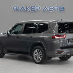 Toyota Land Cruiser 300 Series 2022